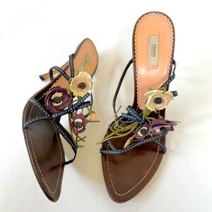 Prada Brown Leather Vintage Bouquet Flowers Bow Strappy Heels EU 39.5